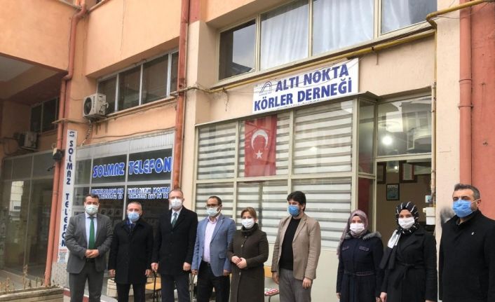 Kütahya AK Parti heyetinden Altı Nokta Körler Derneği’ne ziyaret