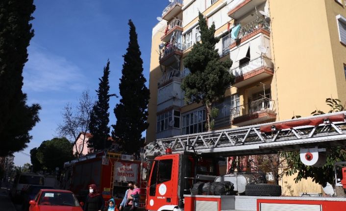 Antalya’da aspiratör yangını korkuttu