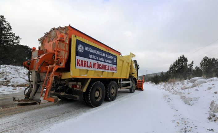 Büyükşehir karla mücadele ekipleri teyakkuzda