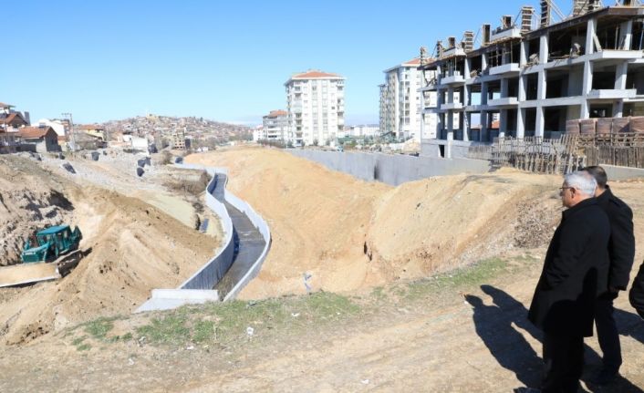 Derme Deresi’nde çevre düzenlemesi başladı