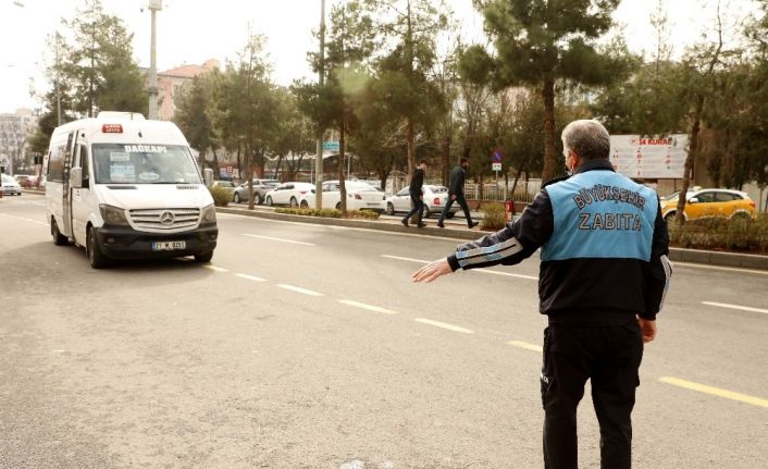 Diyarbakır’da minibüslerde ücret tarifesi denetimi