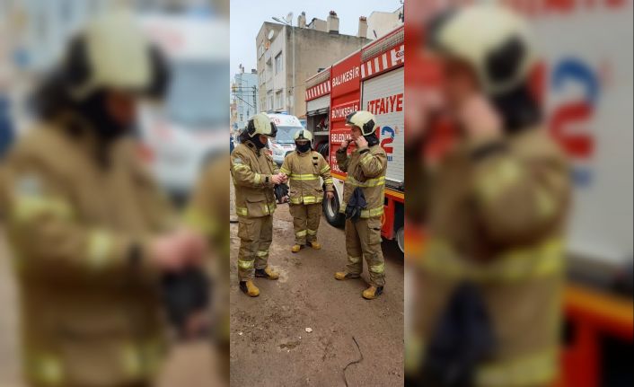 Evde çıkan yangında bir kişi hastaneye kaldırıldı