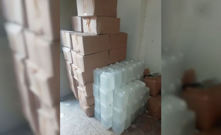 Gaziantep’te 15 bin 940 litre etil alkol ele geçirildi