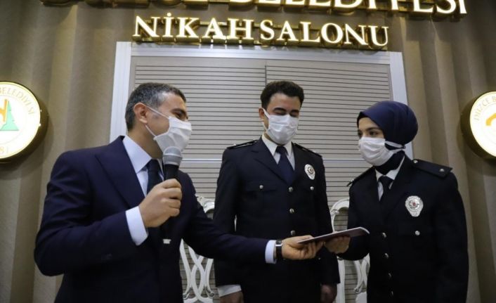 İçişleri Bakanı Soylu, telekonferansla nikah törenine katıldı