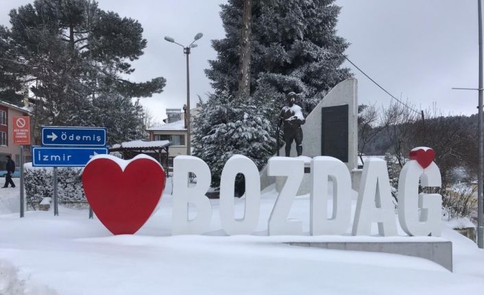 Ödemiş’te yaylalar kar altında, ekipler alarmda