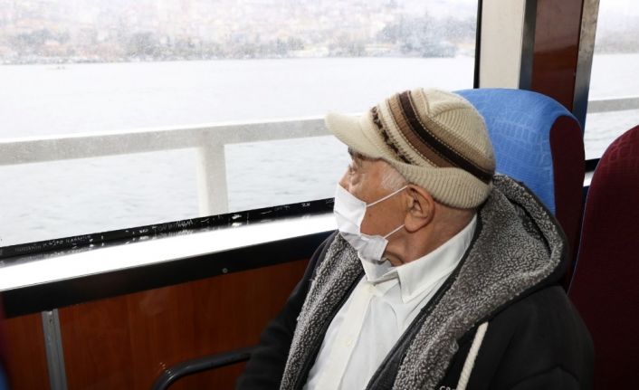 1 yıl sonra dışarıya çıkıp gördükleri denize hayran kaldılar