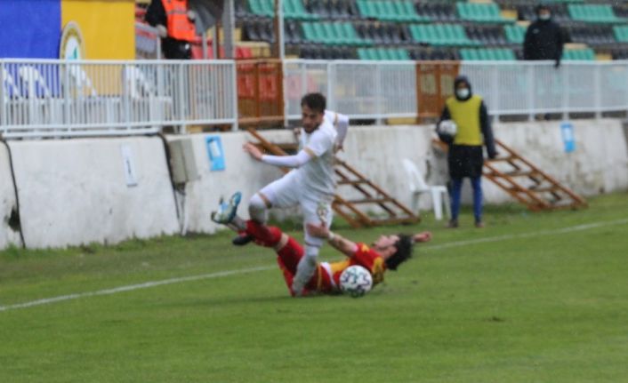 3. Lig: Belediye Derincespor:0 - Kızılcabölükspor:2