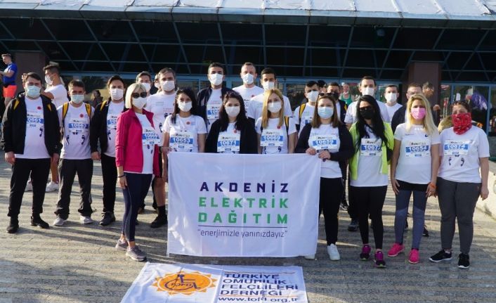 AEDAŞ çalışanları, Runatolia Maratonu’nda omurilik felçlileri için koştu