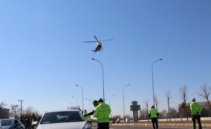 Aksaray’da helikopter destekli trafik uygulaması