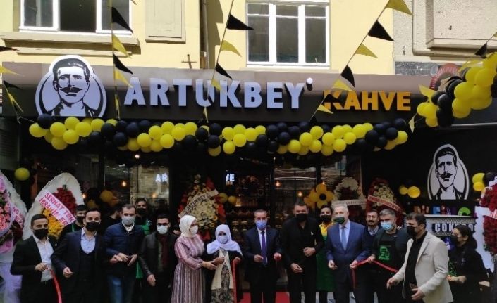 Artukbey kahvenin Beyoğlu şubesi açıldı