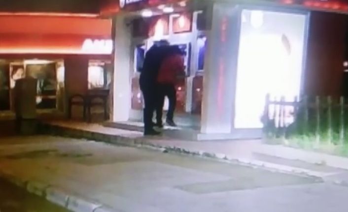 ATM’de gaspçı dehşeti