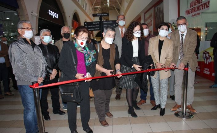 Aydın Tabip Odası Merhum Başkanı Esat Ülkü fotoğrafları ile anıldı