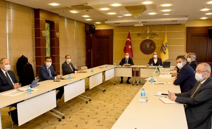 Başkan Altay, merkez ilçe belediye başkanlarıyla 2021 yatırımlarını görüştü