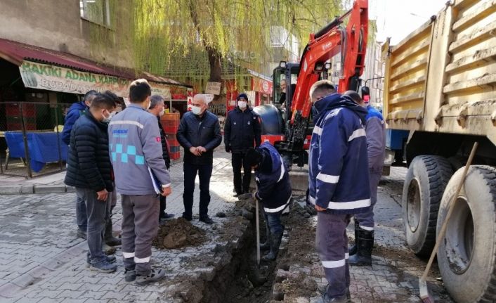 Başkan Bozkurt,” Cadde ve sokaklarda ki sorunları çözüyoruz”