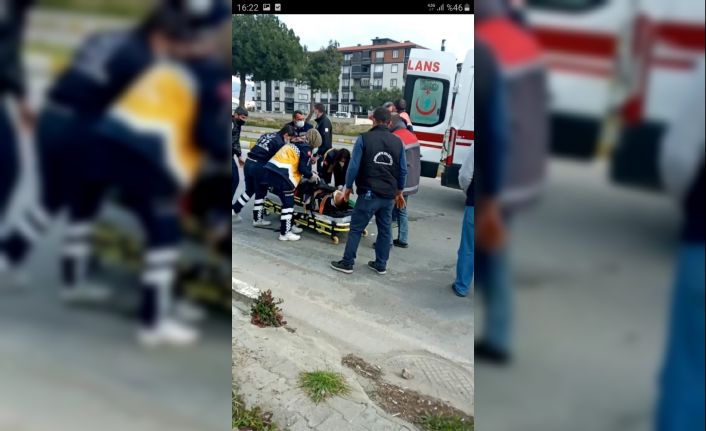 Burhaniye’de motosiklet kazasında iki kişi yaralandı