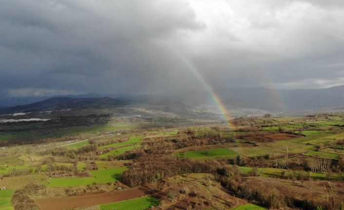 Bursa’da gök kuşağı güzelliği