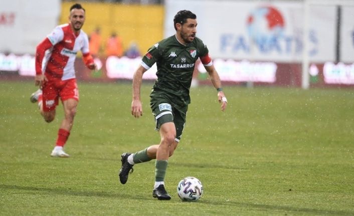 Bursaspor’da Özer Hurmacı’nın eli kırıldı