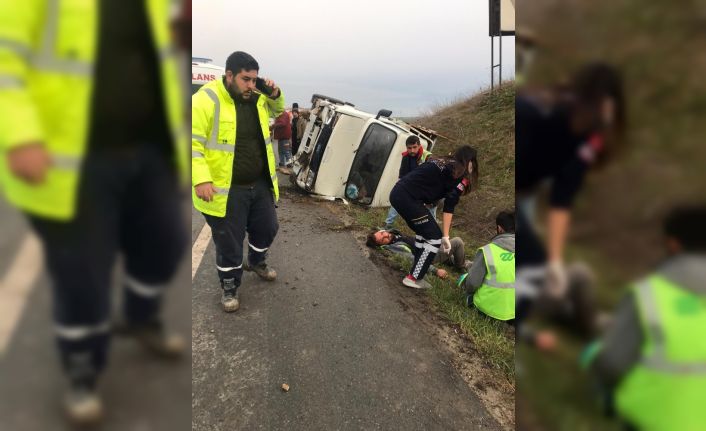 Direksiyon hakimiyetini kaybetti, 2 kişi yaralandı