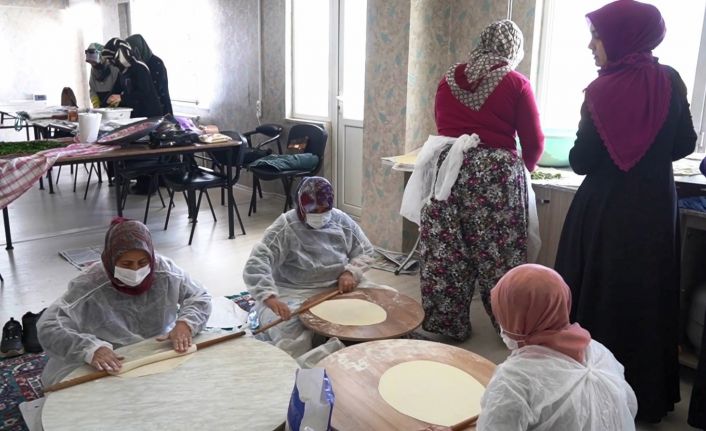 Diyanet kadınları yetim ve öğrenciler için kolları sıvadı