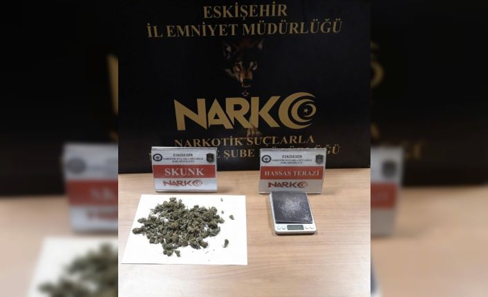 Eskişehir’deki uyuşturucu operasyonunda 29 gram skunk ele geçirildi