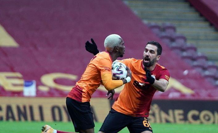 Galatasaray evinde 11 maç sonra kaybetti