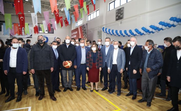 Gaziantep protokolü basketbolda hünerini sergiledi