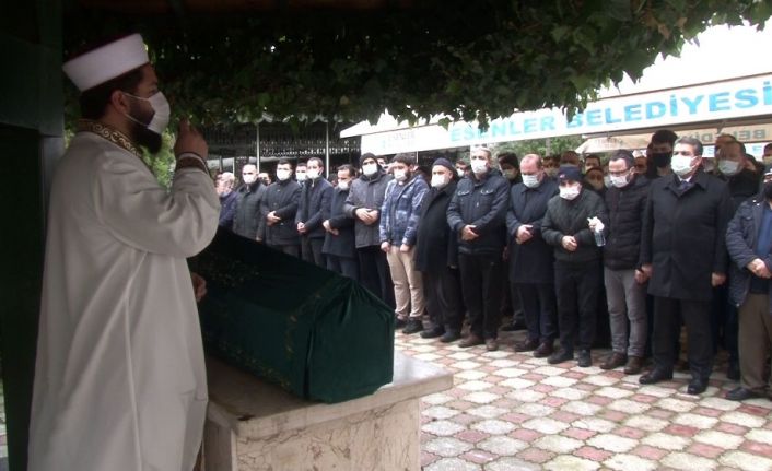 Gebze’de öldürülen avukat Ersin Arslan son yolculuğuna uğurlandı