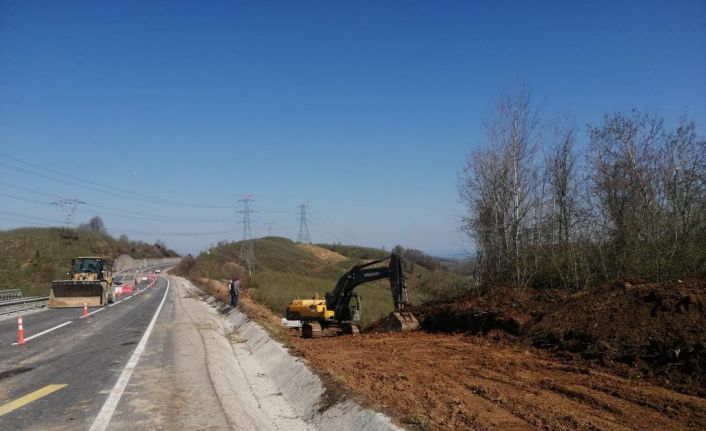 Heyelan bölgesinde servis yolu çalışmaları başladı