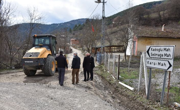 Karabük’te köy yollarında bakım-onarım çalışmaları