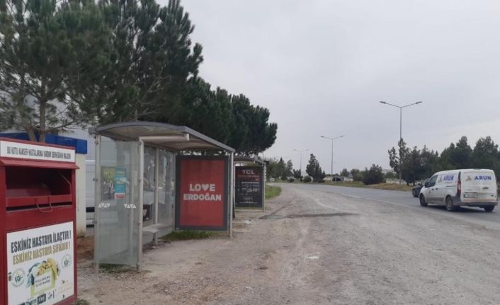 KKTC sokaklarında “Love Erdoğan” afişleri