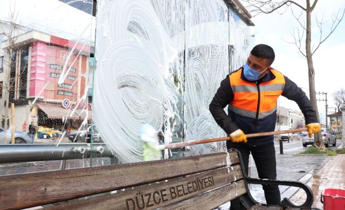 Konteynerlara özel solüsyonlu temizlik