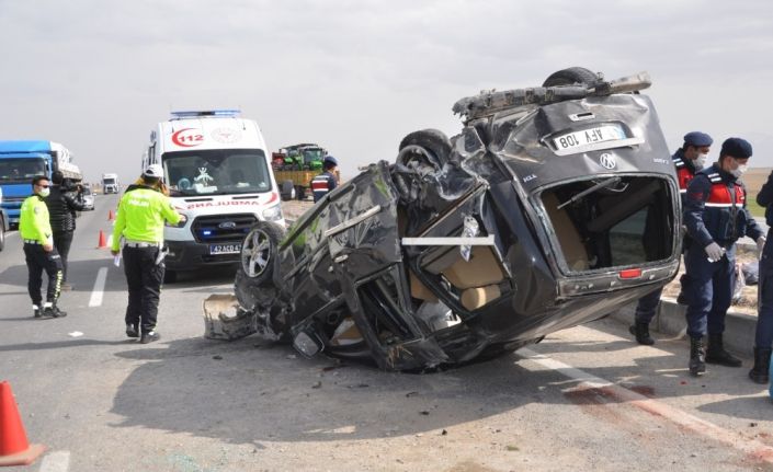 Konya’da otomobil devrildi: 4 yaralı