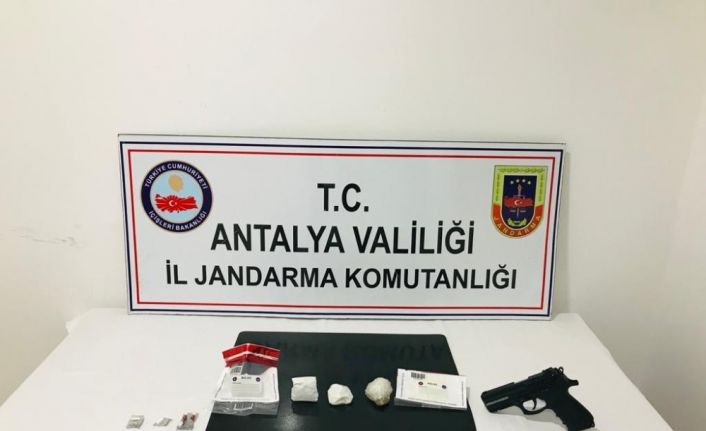 Manavgat’ta uyuşturucu operasyonu