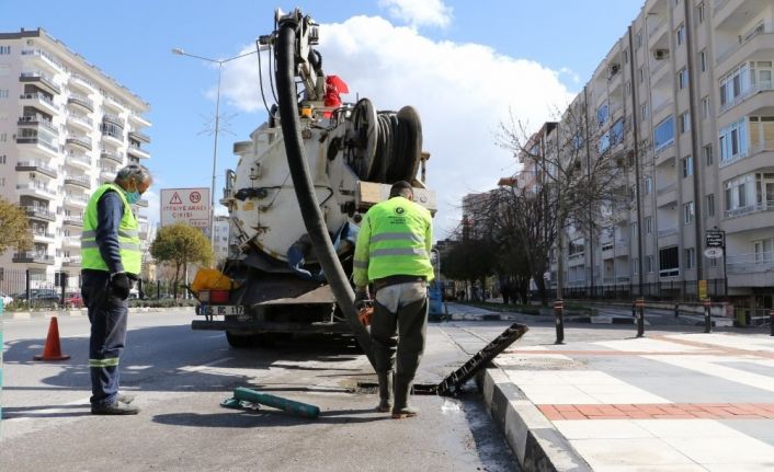 MASKİ, 20 bin yağmursuyu ızgarası temizleyecek