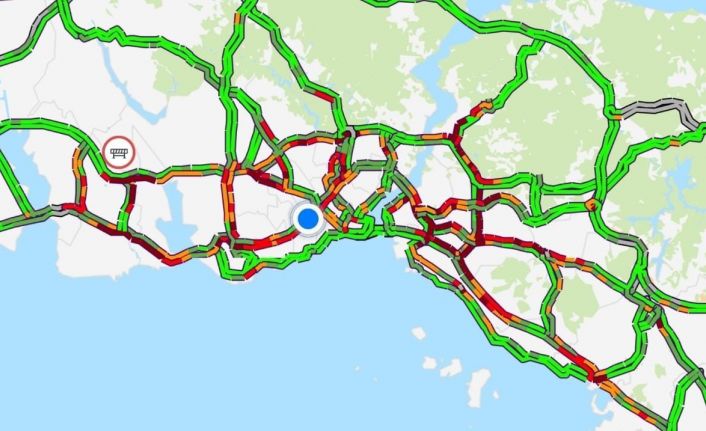 Mega kent, yeni haftaya trafik yoğunluğu ile başladı