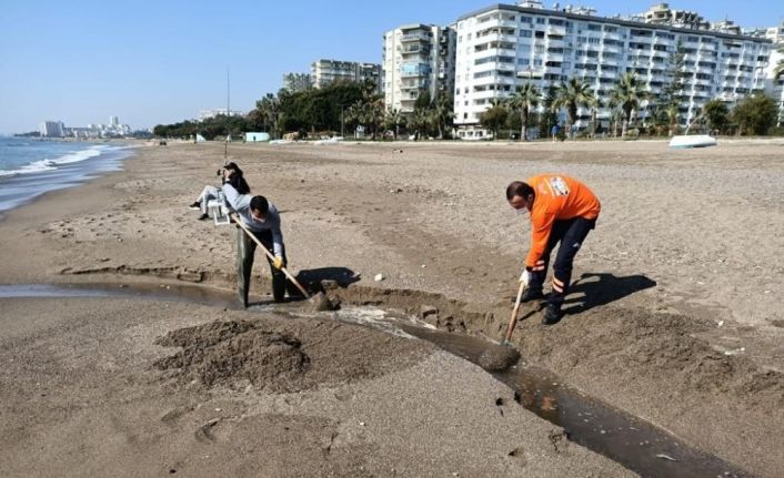 Mersin’de 862 menfez düzenli olarak temizleniyor ve ilaçlanıyor