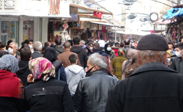 Pandemi kurallarını ihlal eden 526 kişiye para cezası