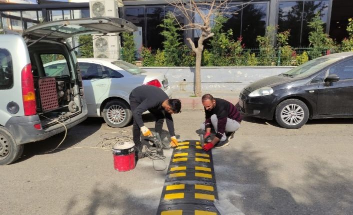 Siirt Belediyesi kazaların önüne geçmek için kasis çalışmalarını hızlandırdı