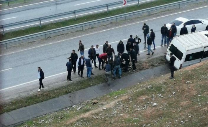 Siirt’te minibüs ile motosiklet çarpıştı: 1 yaralı