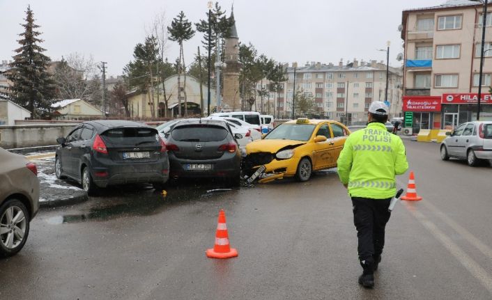 Sivas’ta trafik kazası: 1 yaralı