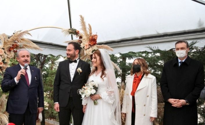 TBMM Başkanı Şentop nikah şahitliği yaptı