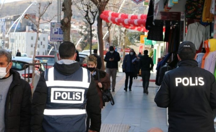 Tokat’ta Pandemi kurallarını ihlal edenlere ceza yağdı