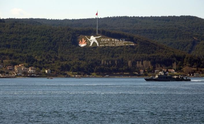 Yunan savaş gemisi, Çanakkale Boğazı’ndan geçti