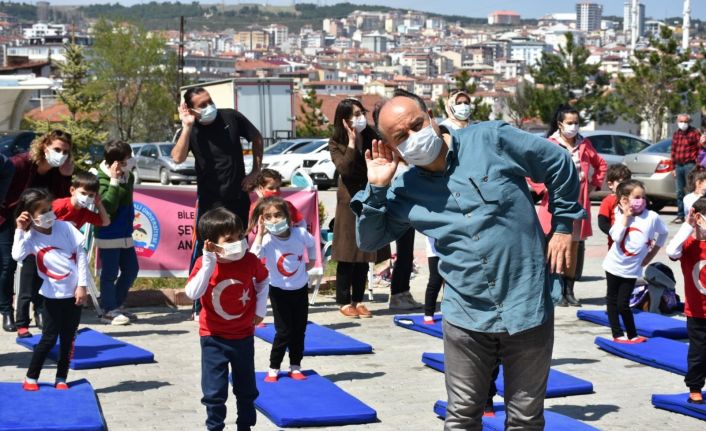 Anaokulu öğrencileri sağlıklı yaşam gösterisi düzenlendi