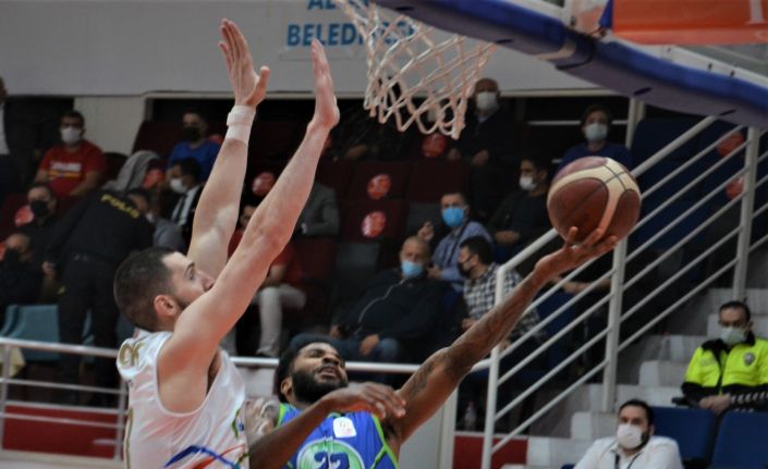 Basketbol Süper Ligi: Aliağa Petkim: 62 - TOFAŞ: 83