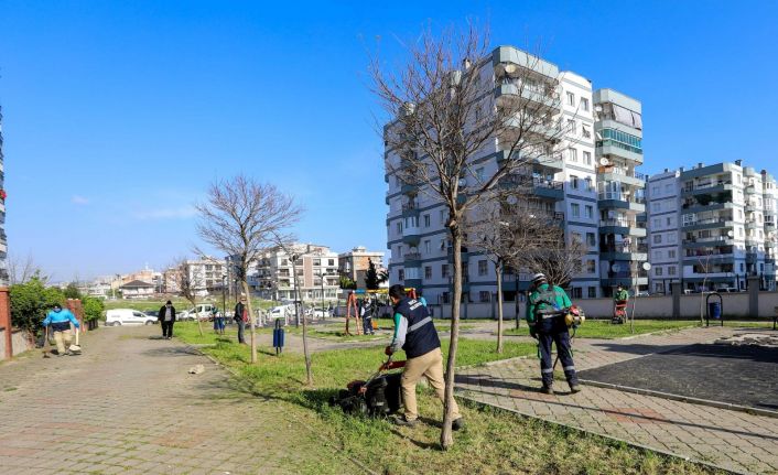 Buca’nın parklarında yenileme çalışmaları