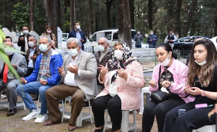 Dedeoğlu kabri başında anıldı