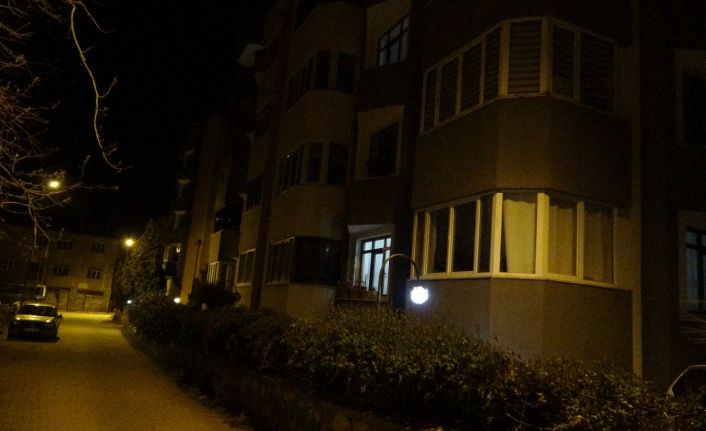 Karabük’te 5 katlı apartman karantinaya alındı