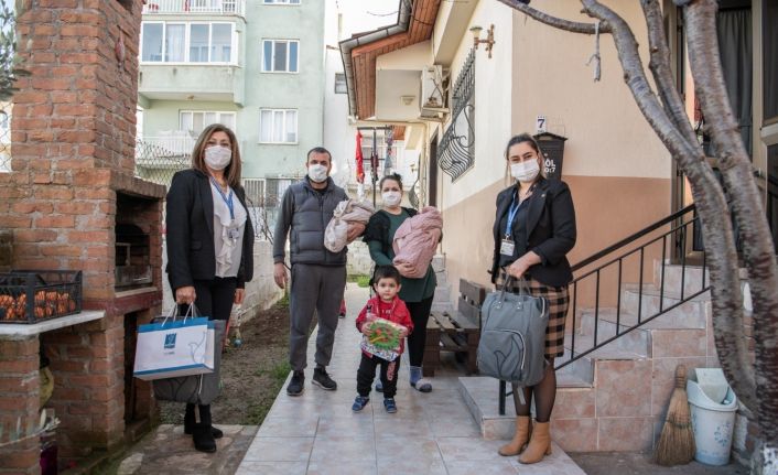 Kuşadası Belediyesi 3 Ayda 97 bebeğe “Hoş Geldin” dedi