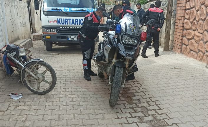 Şüphe üzerine durdurulan motosikletler çalıntı çıktı